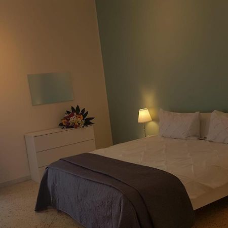 Residenze Benedetto Croce Hotel Bari Eksteriør billede