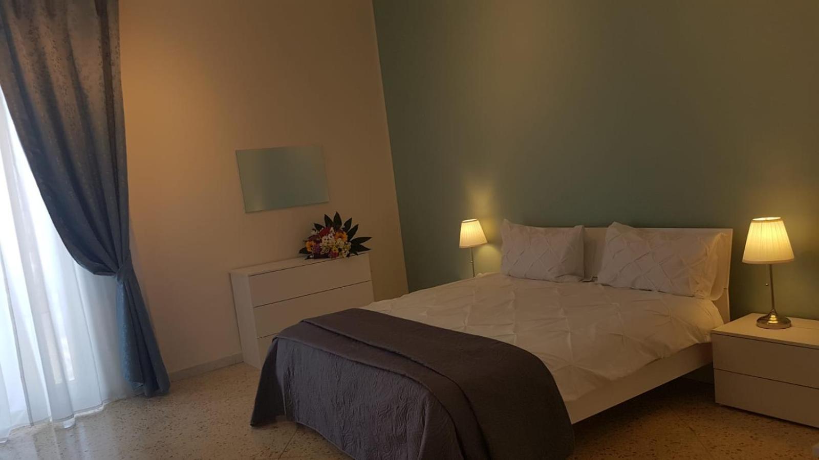 Residenze Benedetto Croce Hotel Bari Eksteriør billede