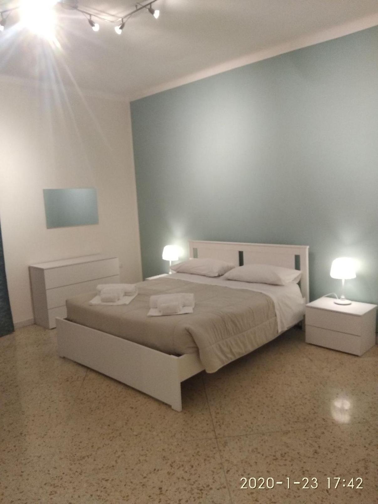 Residenze Benedetto Croce Hotel Bari Eksteriør billede