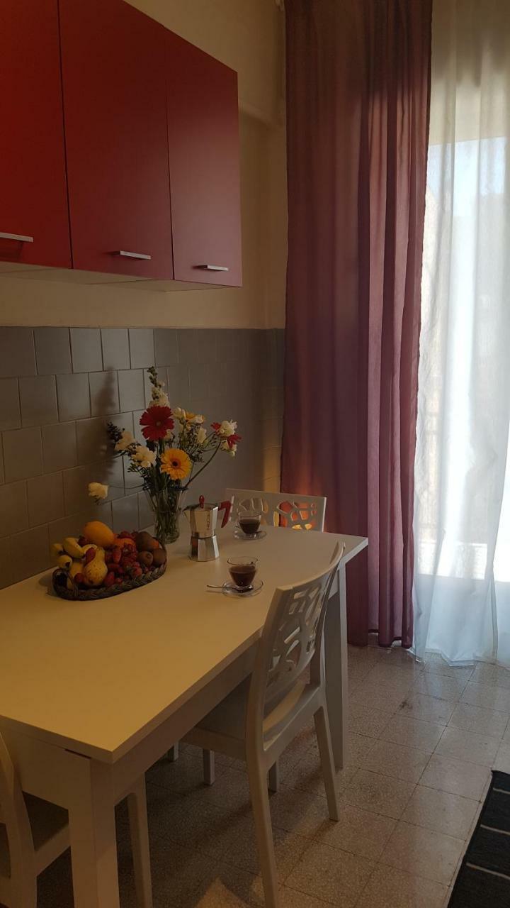 Residenze Benedetto Croce Hotel Bari Eksteriør billede