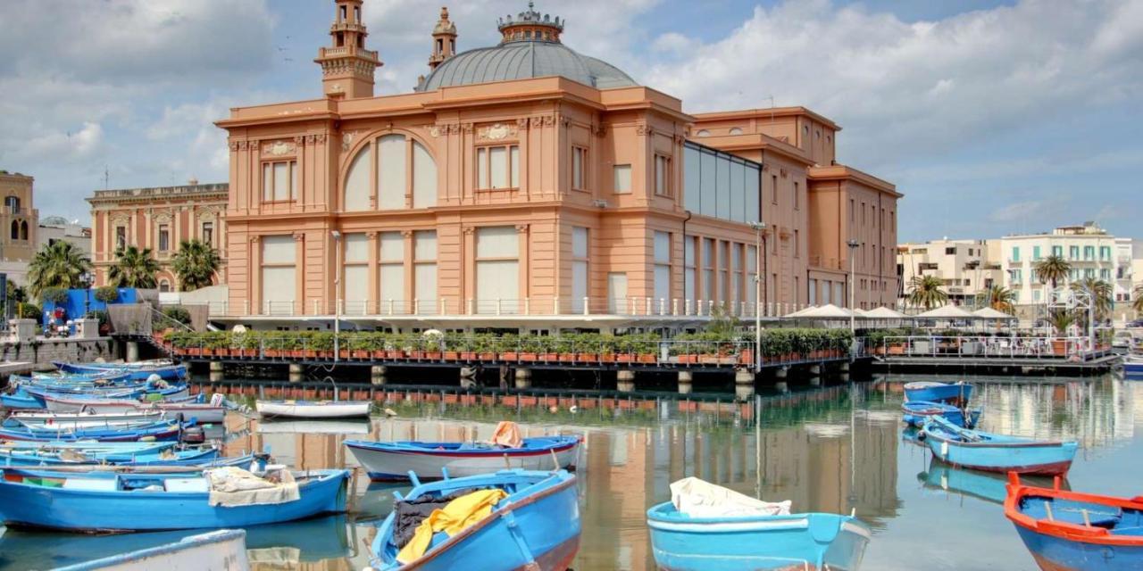 Residenze Benedetto Croce Hotel Bari Eksteriør billede